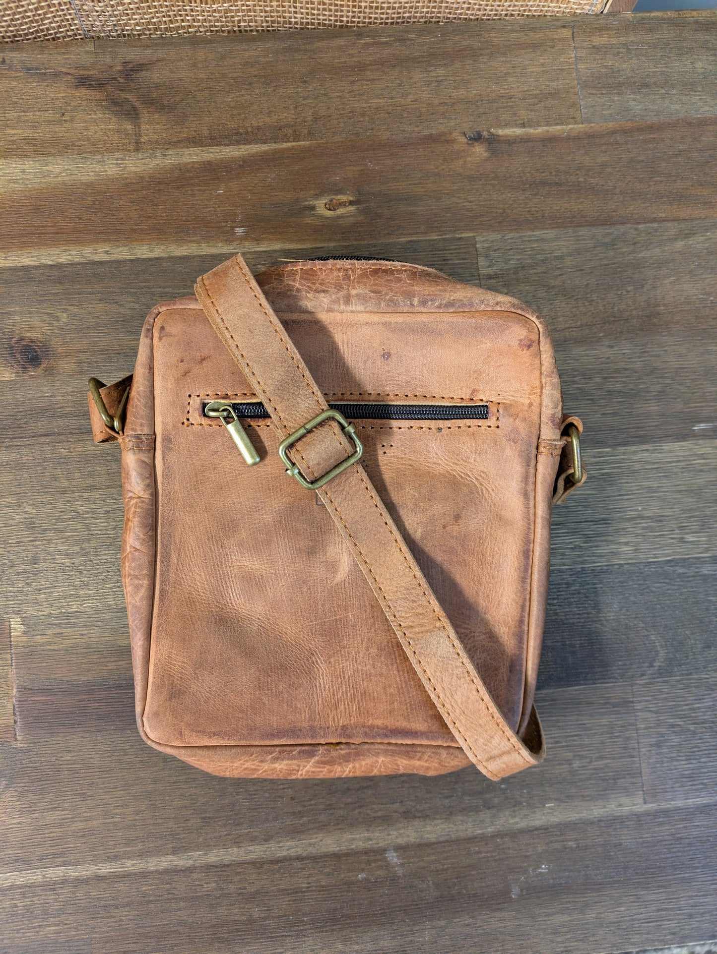 Die kleine Messenger-Tasche „Martil“ in Hellbraun