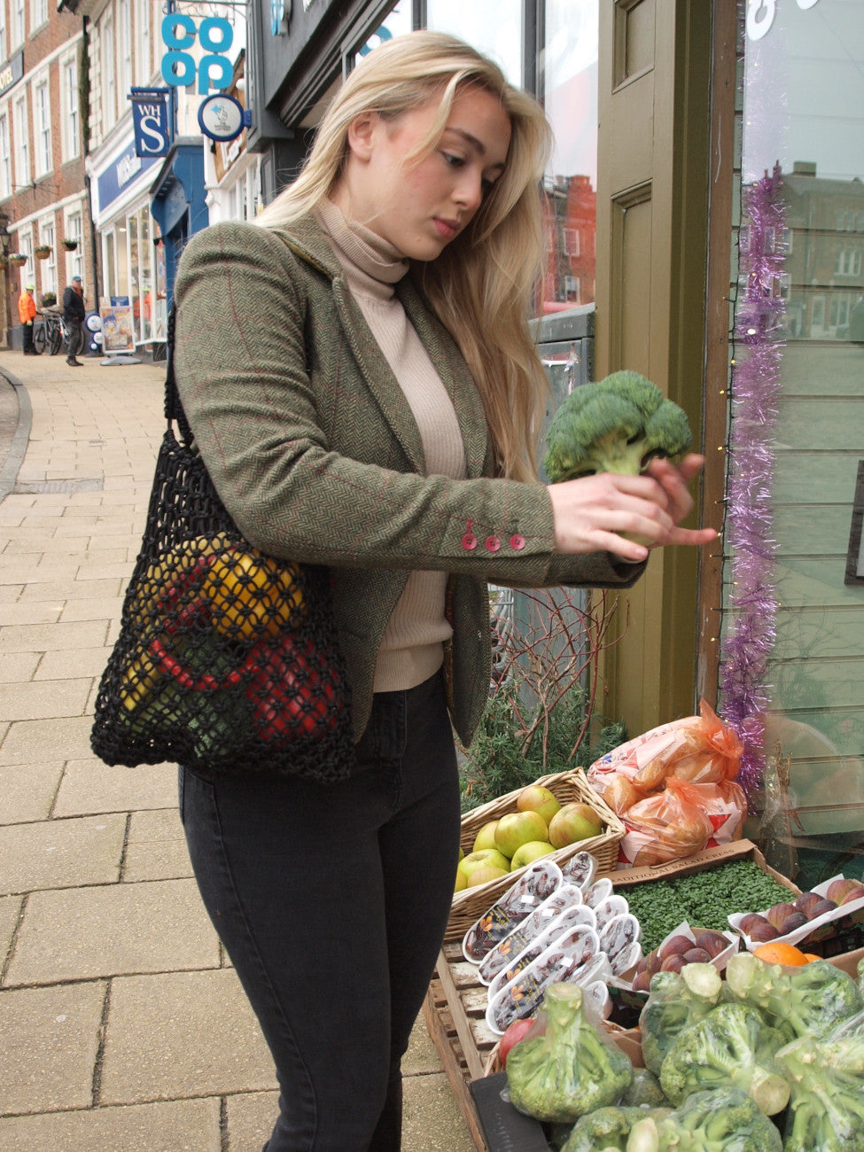 De Nador Macrame Tote in het zwart