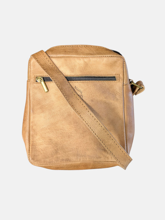 Die kleine Messenger-Tasche „Martil“ in Hellbraun