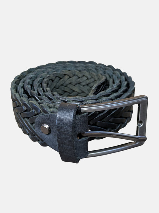 حزام جلد مضفور باللون البني