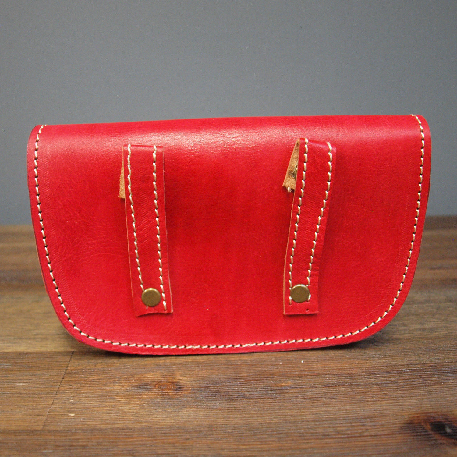 leather-belt-pouch-in-red-